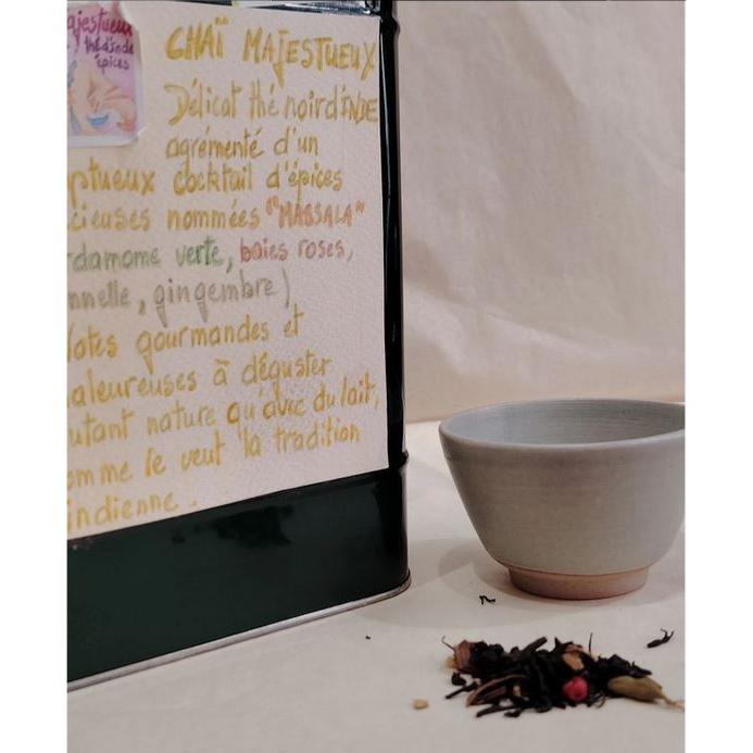 Thé noir parfumé Tchaï Majestueux Sachet 100 grammes