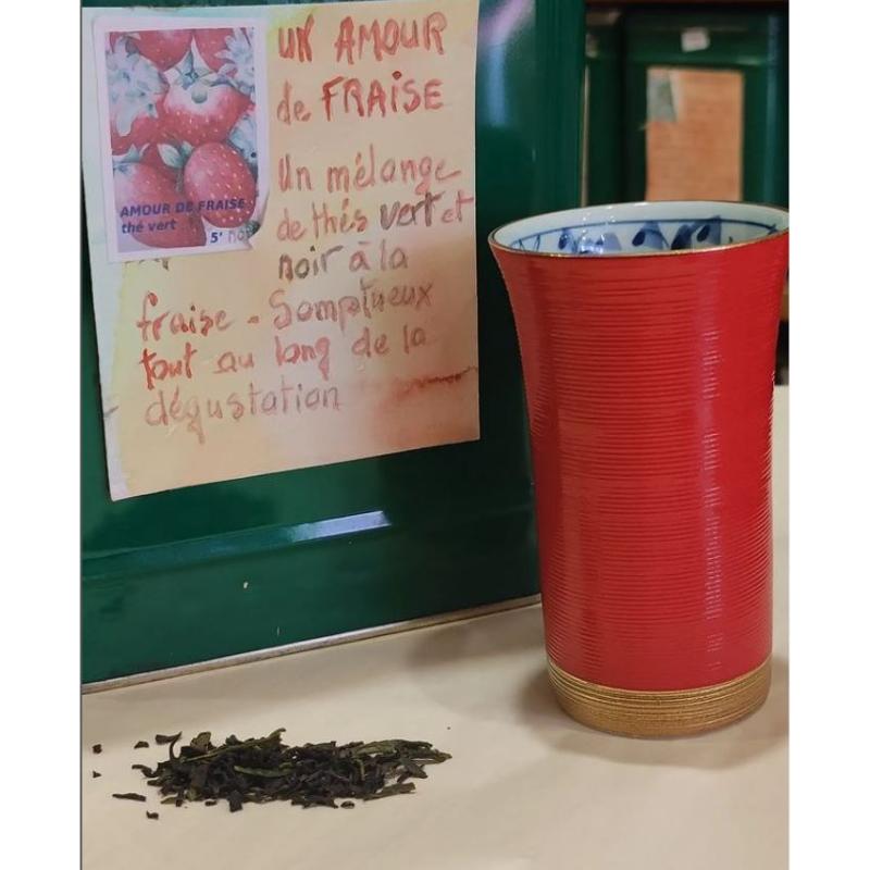 Thé noir parfumé Un Amour de Fraise Sachet 100 grammes