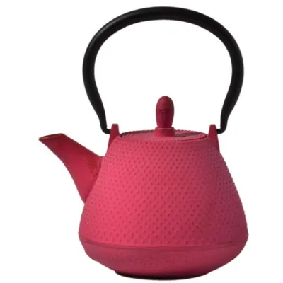 En boutique : demander la disponibilité.Théière Dome en fonte d'art du Japon, faite à la main, émaillée à l'intérieur et avec filtre à thé métallique amovible.Contenance : 0,4 litresFabricant : Roji