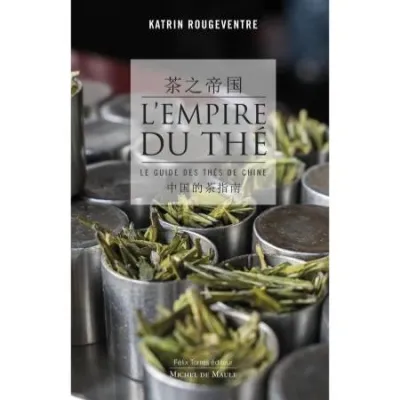 Thé vert, rouge, noir, bleu-vert, blanc, jaune, compressé, sculpté, parfumé Selon le dicton, une vie ne suffirait pas à goûter toutes les variétés des thés de Chine ! Mais connaît-on vraiment ces derniers, créés et perfectionnés par le pays du Milieu
