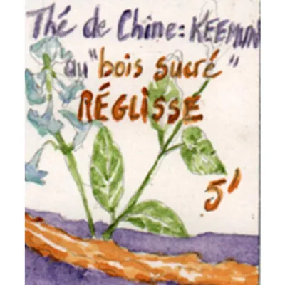 La réglisse relève de ses accents presque épicés un thé noir Keemun de Chine bien rond. Thé envoutant et rafraichissant.